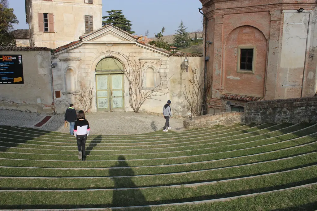Monforte Alba auditorium e Palazzo Scarampi