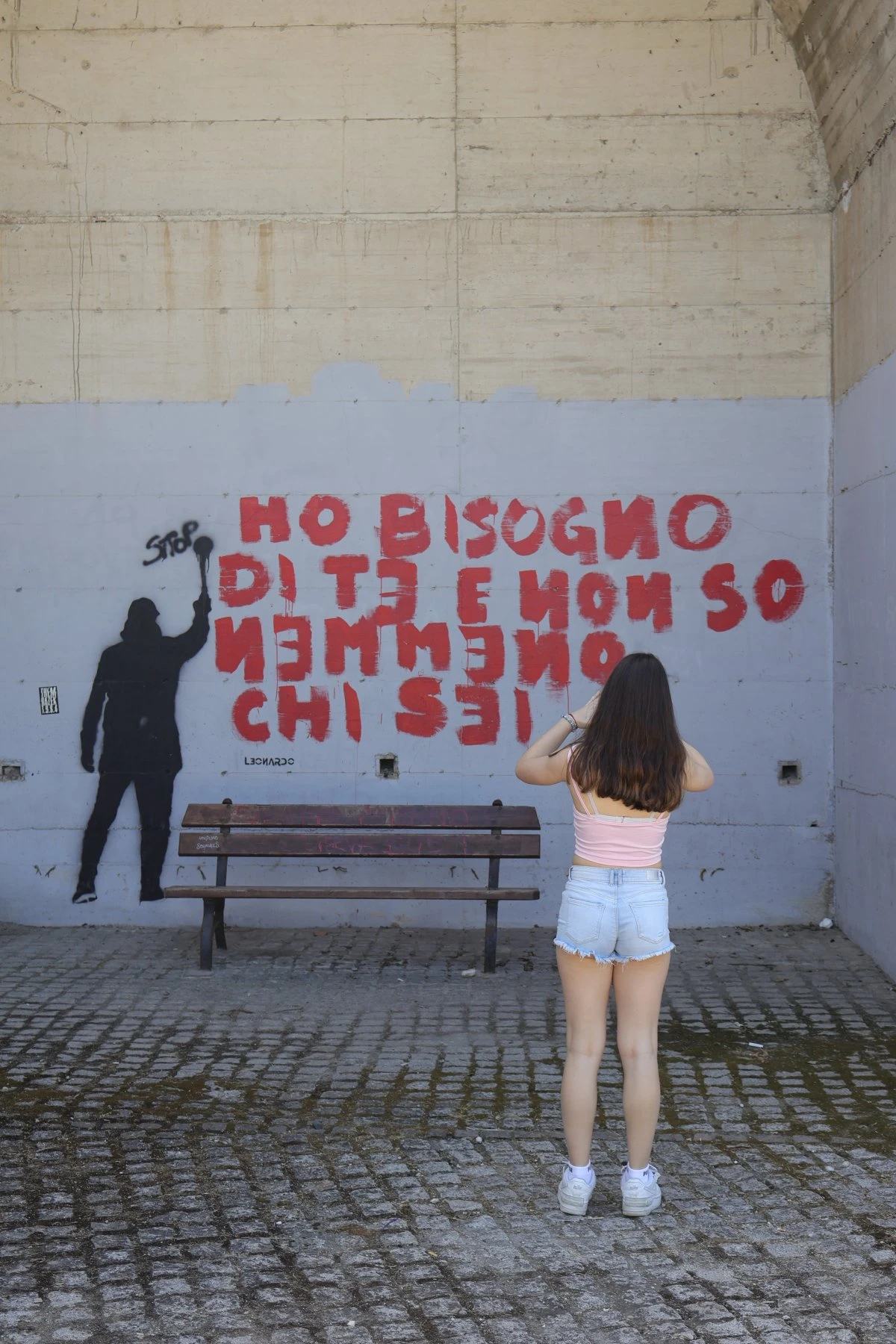 murales Tropea ho bisogno di te e non so chi sei