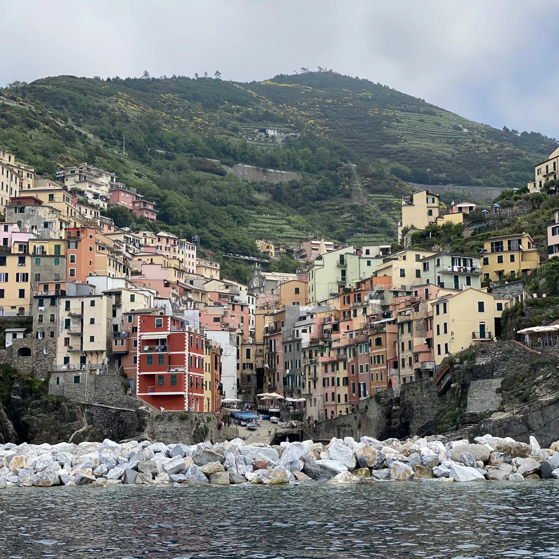 Tryatrip Riomaggiore vista dal mare