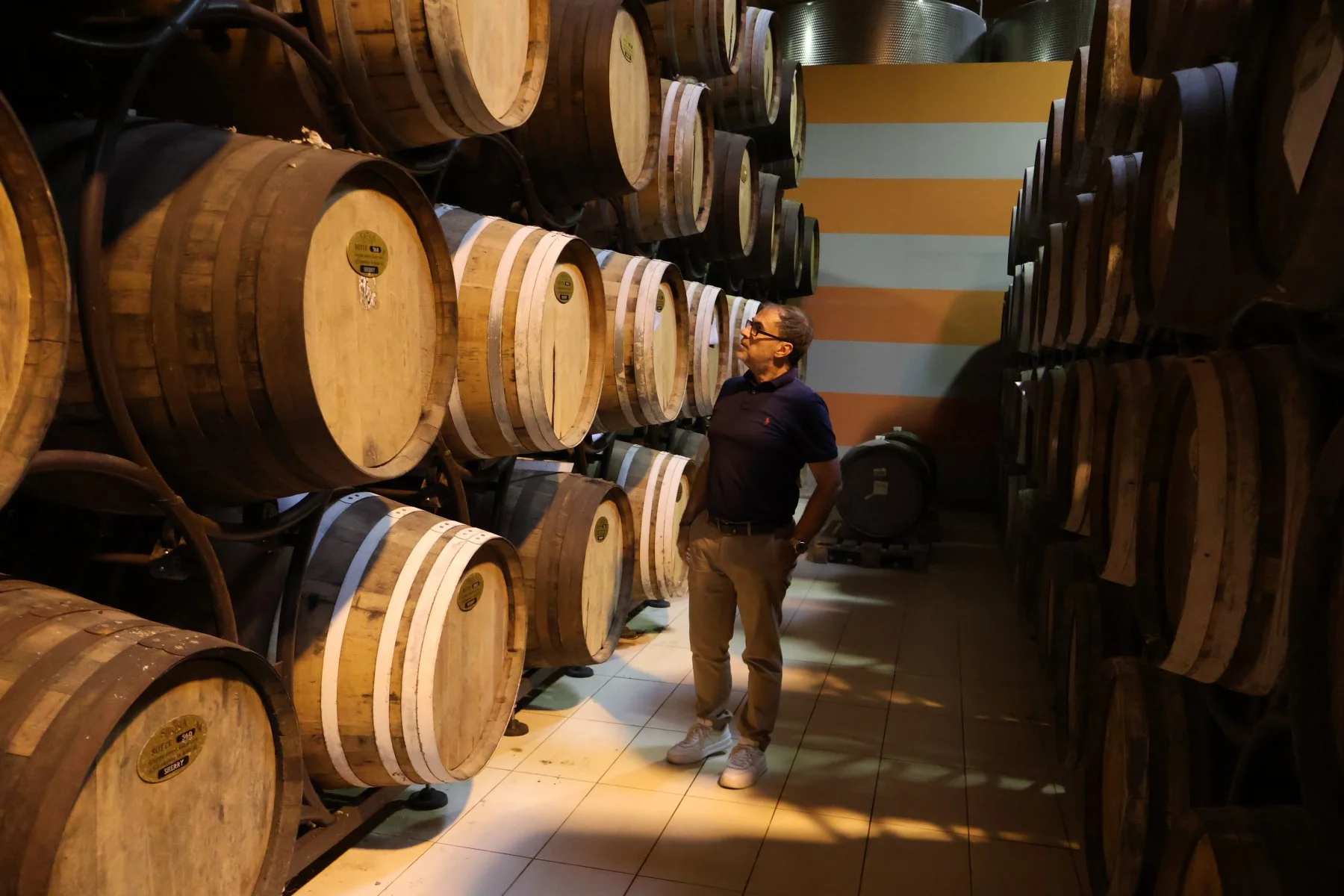 Un altro modo di raccontare il Piemonte: dentro la Distilleria Sibona